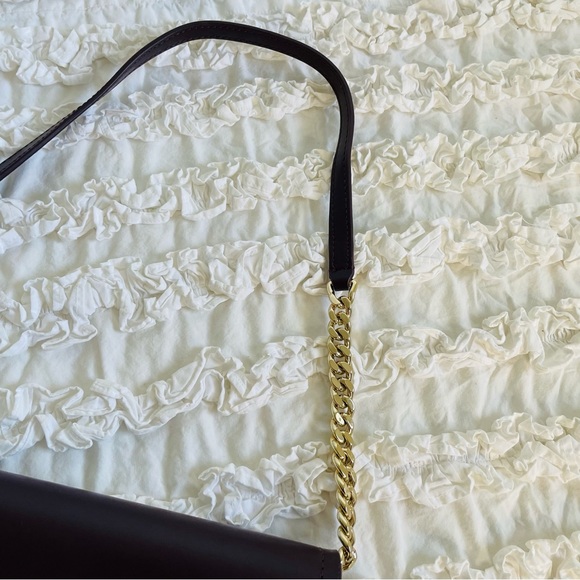 Kate Spade Envelope Plum Purse - Picture 5 of 14